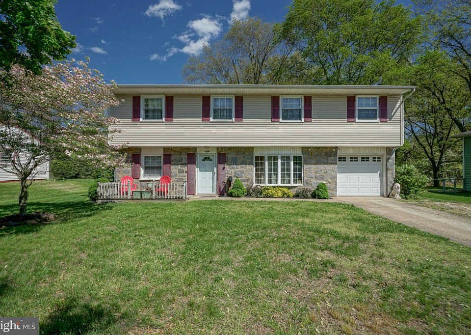 1st image of 226 Stephen Dr