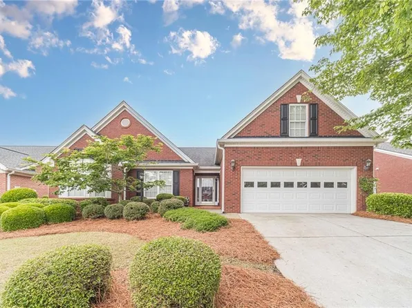 1022 Pecan Grove Pl, Lawrenceville, GA 30046
