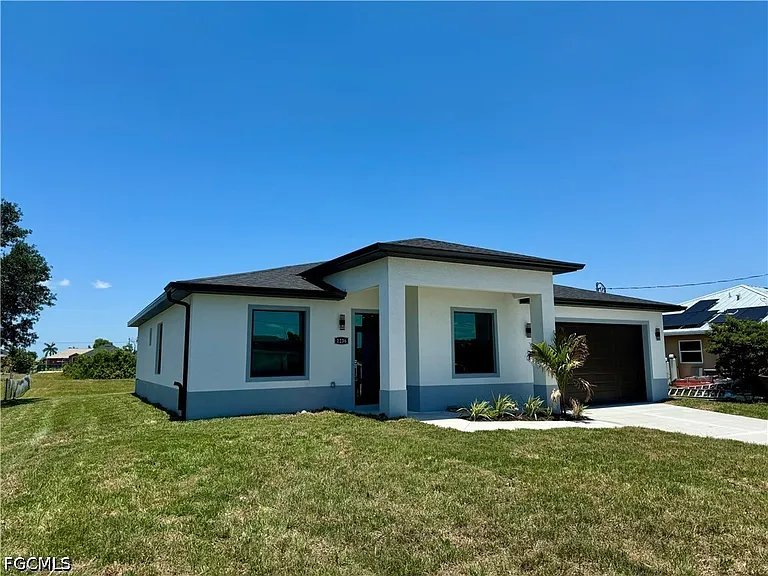 1208 NW 25th Pl — Photo 1