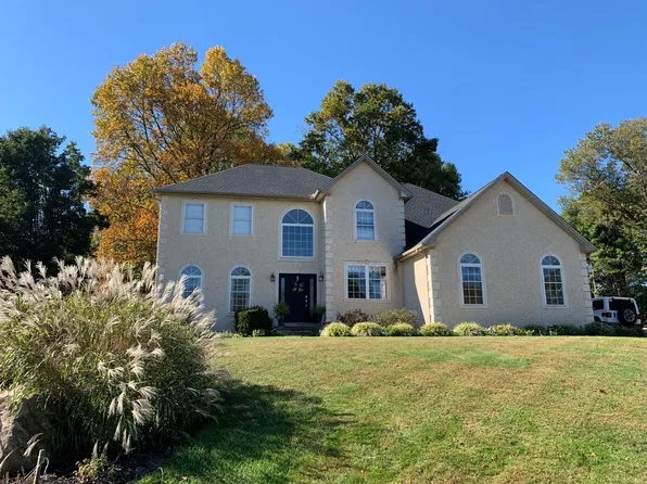 52 Hidden Valley Dr, Newark, DE 19711