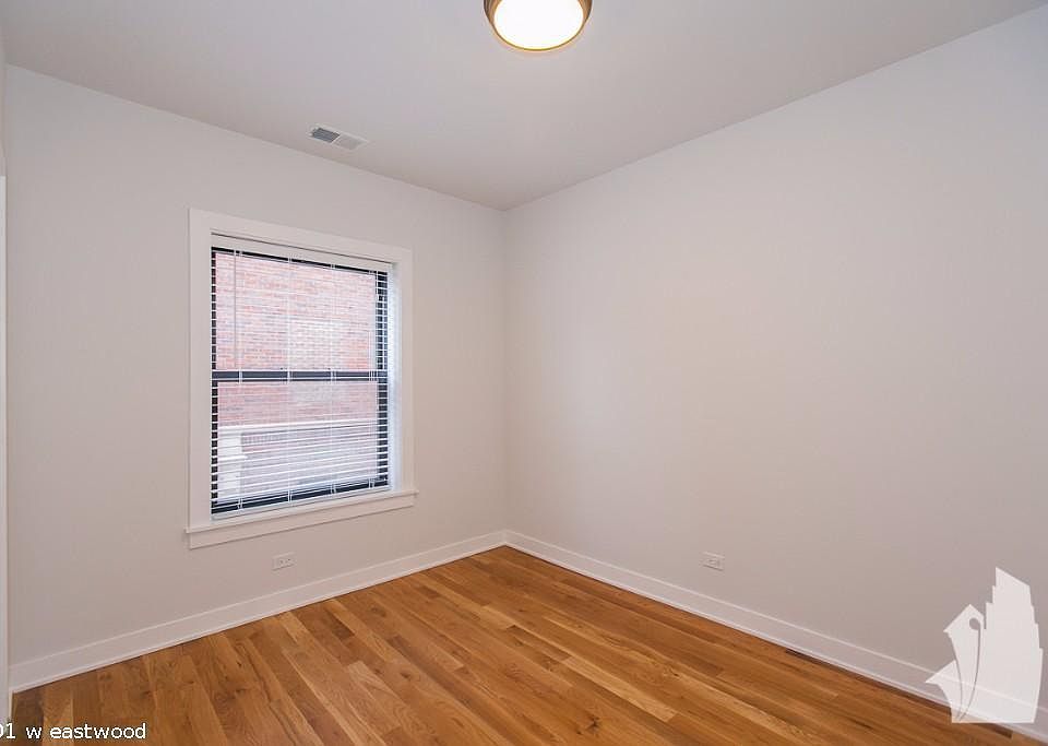1st image of 2201 W Eastwood Ave #828