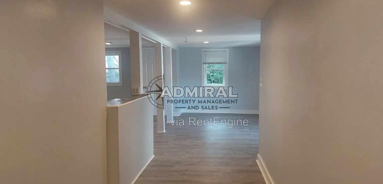 Studio, 1.0 bath, 600 sqft, $1,400 — Photo 4