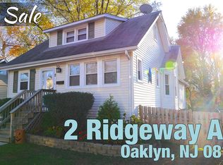 2 Ridgeway Ave, Oaklyn, NJ 08107
