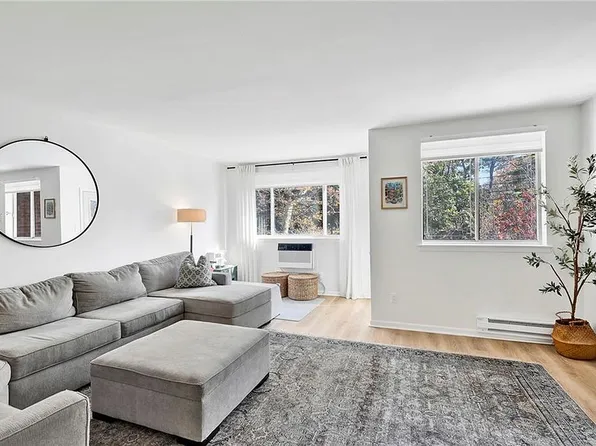 8940 Colonial Rd #3, Brooklyn, NY 11209