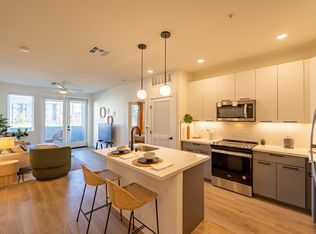 Alma Henderson, Henderson, NV 89014