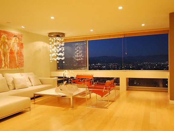 4th image of 2222 Avenue Of The Stars Unit 2705