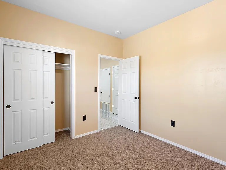 9516 Silica Ave NW — Photo 25