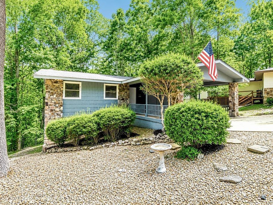 1st image of 28 Alina Ln