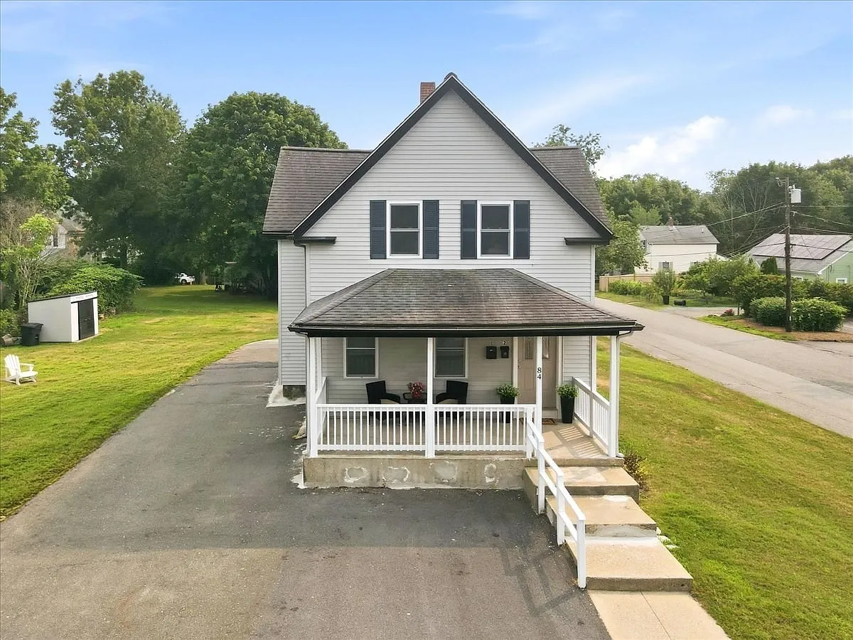 2 bed, 1.0 bath, 853 sqft, $2,800 — Photo 2