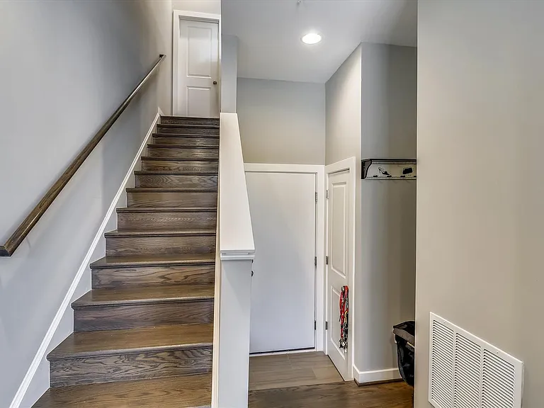 8052 Red Hook St — Photo 60