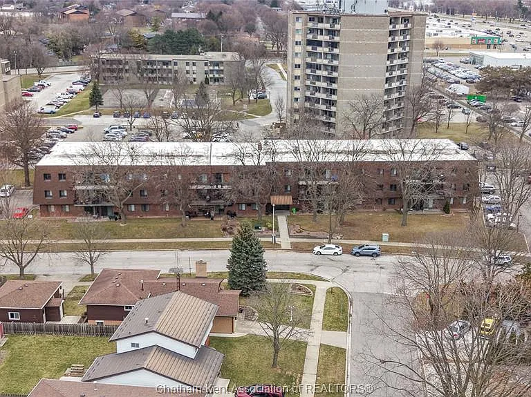 225 Campus Pkwy #117 — Photo 29