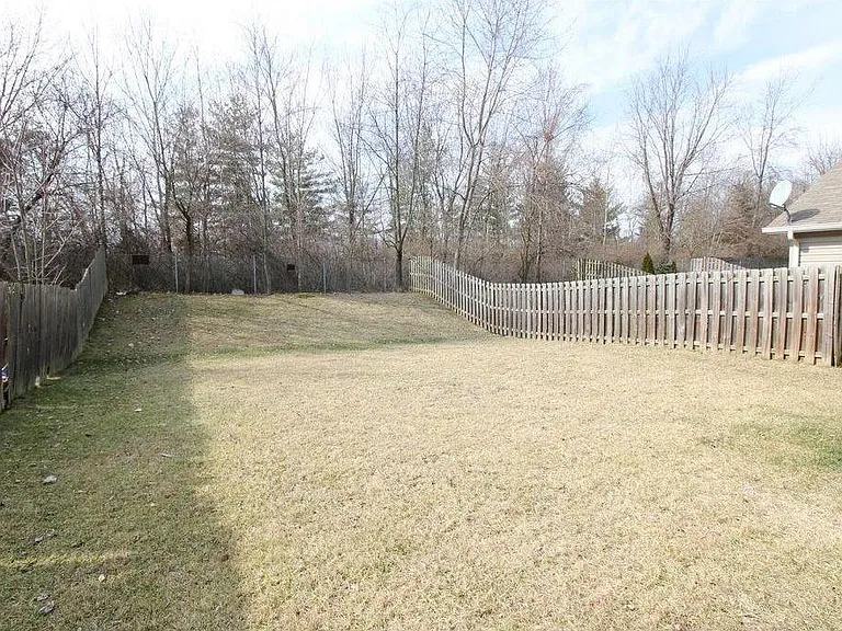 542 Sun Ridge Blvd — Photo 20