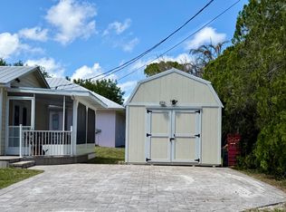 2326 SW 15th St Street SW, Vero Beach, FL 32962