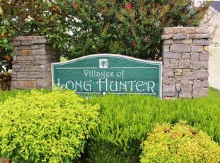 123 Cline Ave, Hendersonville, TN 37075