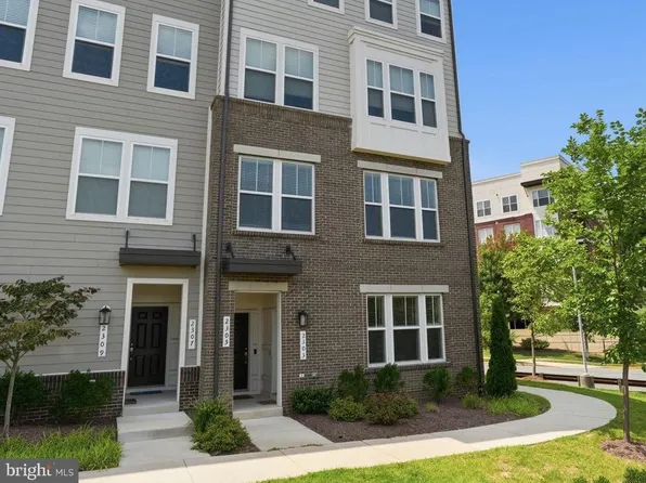 2303 Stephanie Tessa Ln Unit 69, Woodbridge, VA 22191