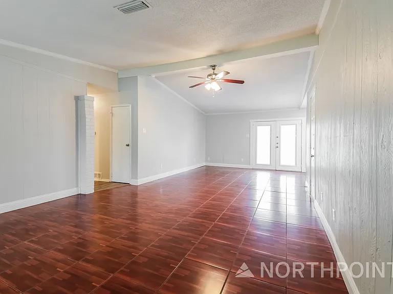 2722 Spiceberry Ln — Photo 4