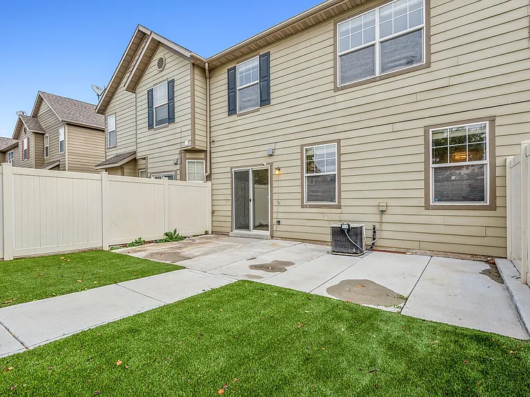 13494 S Leaf Wing Ln — Photo 17