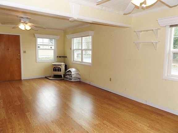 5th image of 420 N Bay St