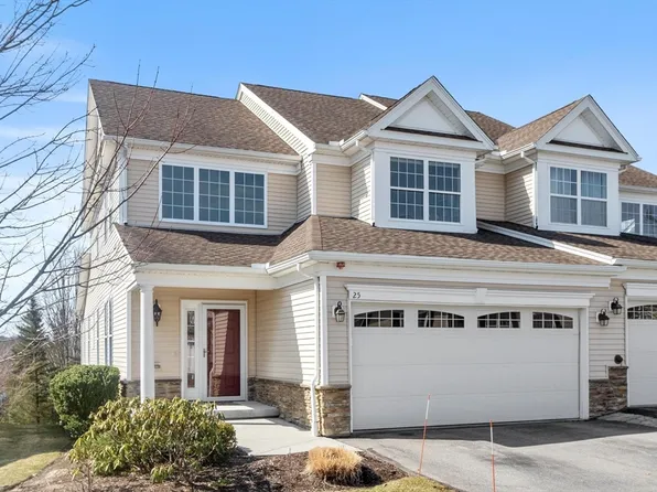 25 Avebury Ln #22, Marlborough, MA 01752