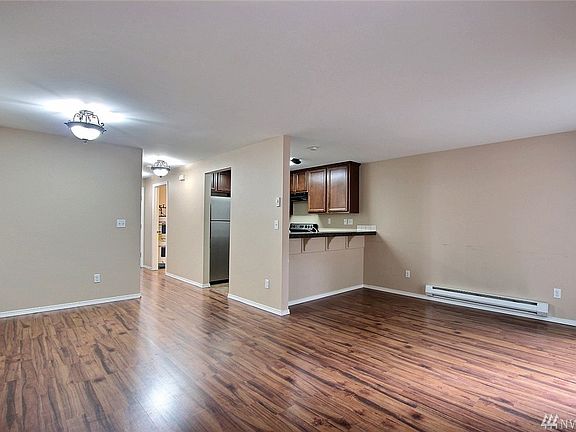 3rd image of 1821 M St NE #1821