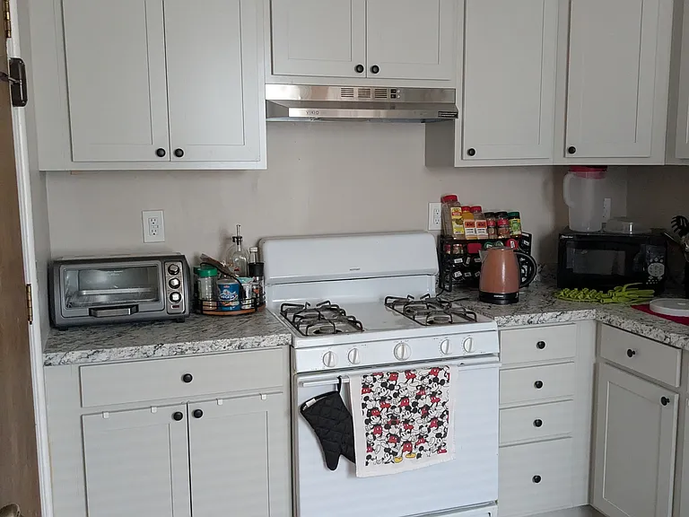 812 Ferry St #1 — Photo 23