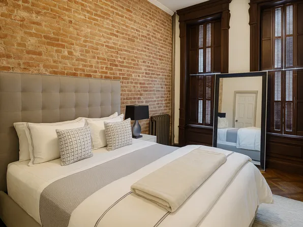 131 West 131st Street image 4 of 7