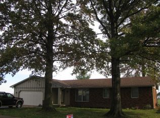 1208 N Martin St, Effingham, IL 62401