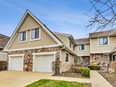 2545 Windsor Ln, Northbrook, IL, 60062