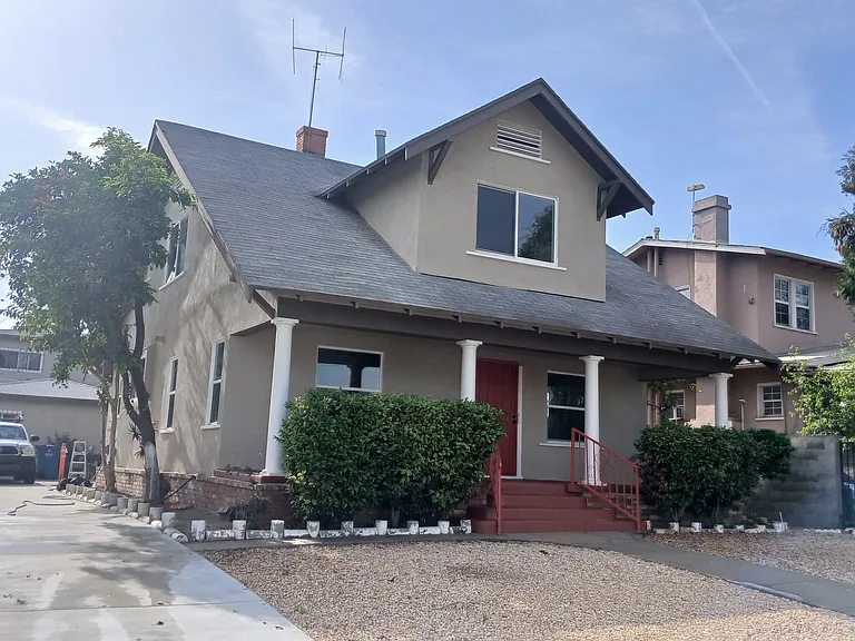 2213 S Meridian Ave — Photo 1
