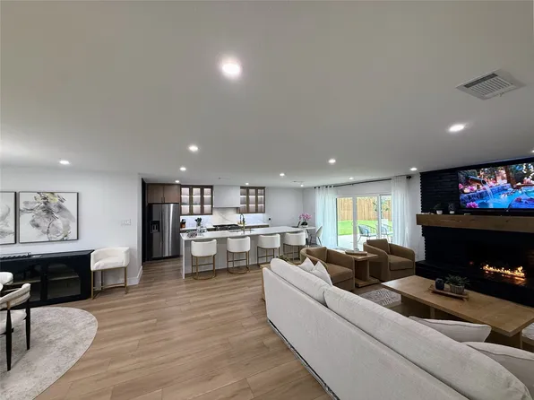 3895 Antigua Cir, Dallas, TX 75244