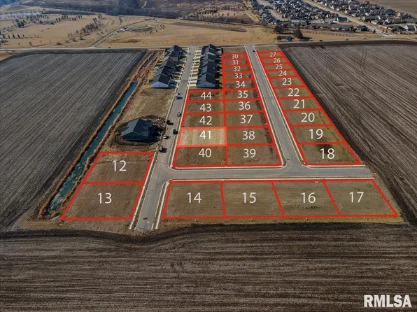 5221 Verdant Ln, Springfield, IL 62711