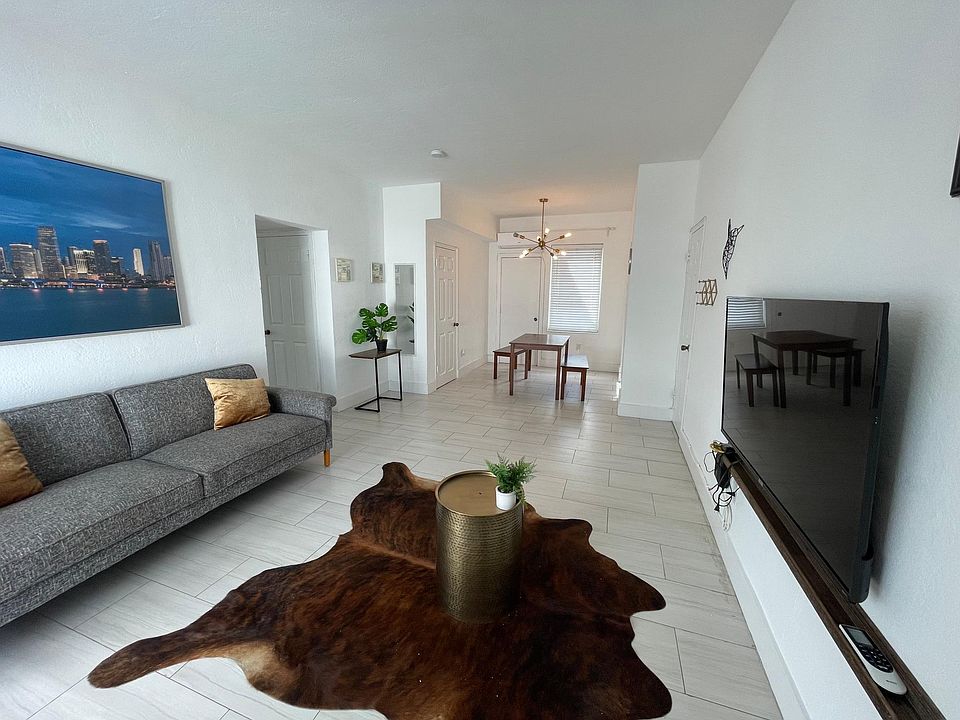 1st image of 3900 Garden Ave #6