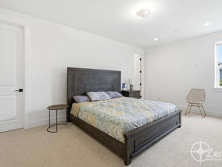 382 W Fir Loop — Photo 6