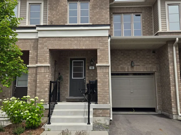98 NW Senay Cir, Clarington, ON L1E 0G9