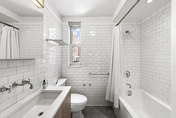 Sold by Compass | media 6