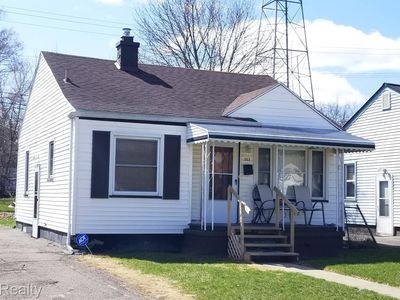 353 South Blvd W, Pontiac, MI, 48341