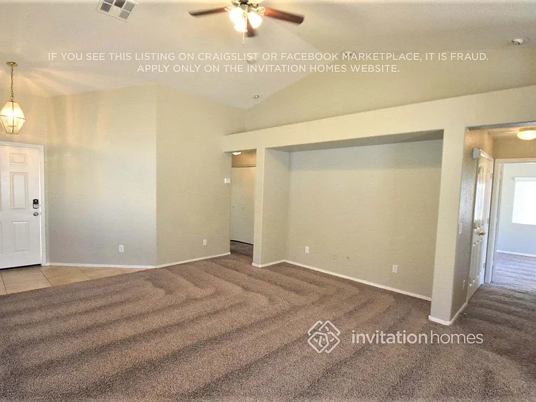 10436 W Granada Rd — Photo 2