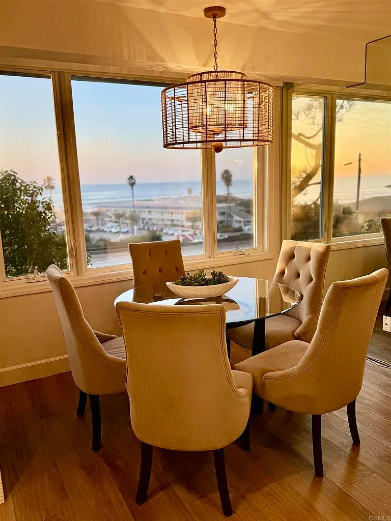 1 bed, 900 sqft, $8,000 — Photo 1