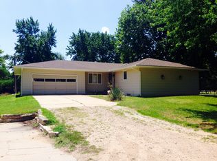 3409 E 95th Ave, Hutchinson, KS 67502