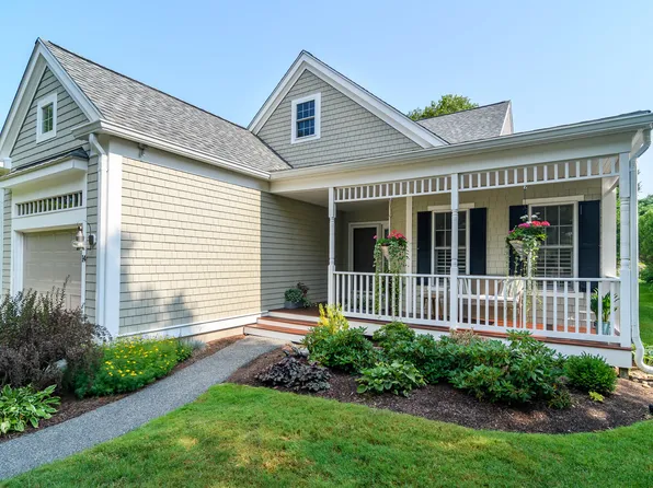 14 Sea Knoll Court UNIT 14, Buzzards Bay, MA 02532