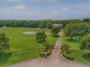 10 Woodland Dr, Mansfield, TX 76063