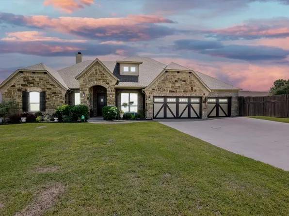 104 Lagrange Ct, Weatherford, TX 76088