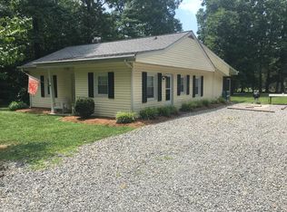 60 Marvins St, Hague, VA 22469