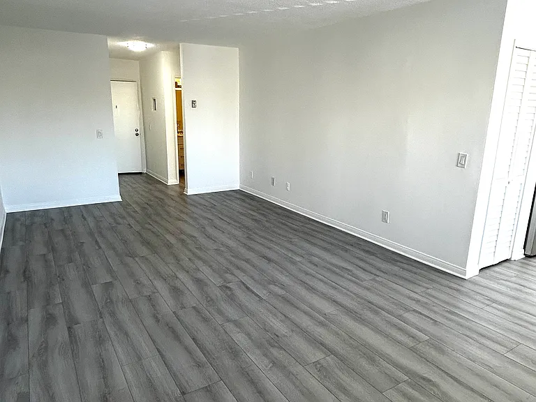 2807 6th St #1 — Photo 9