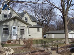 322 W Chestnut St, Riley, KS 66531