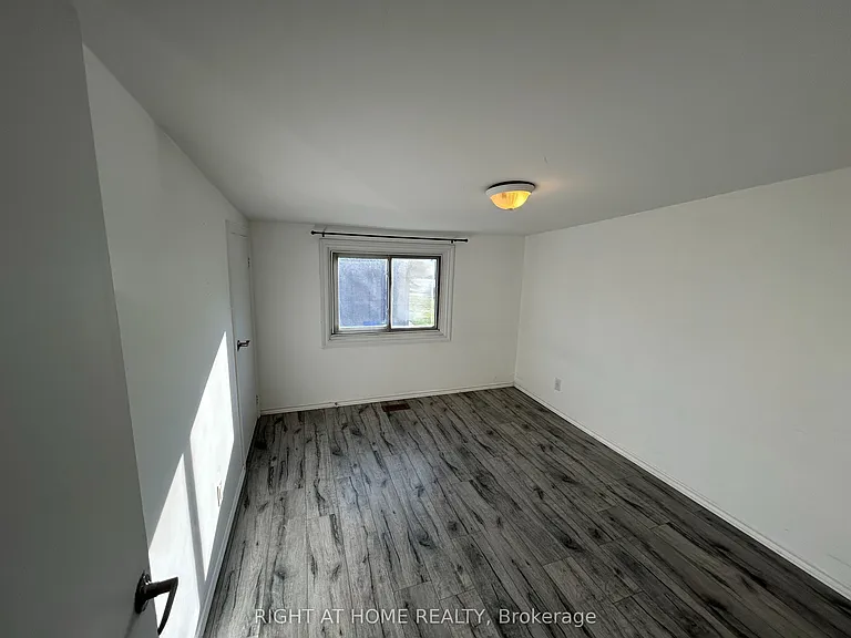 230 Cindy Ln — Photo 17