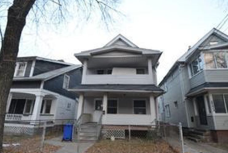 1st image of 2169 W 106th St