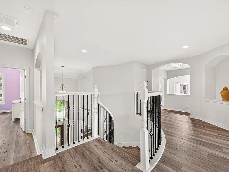 3510 Artesian Springs Ct — Photo 35