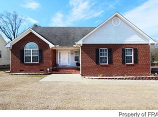 205 Woodland Dr, Raeford, NC 28376