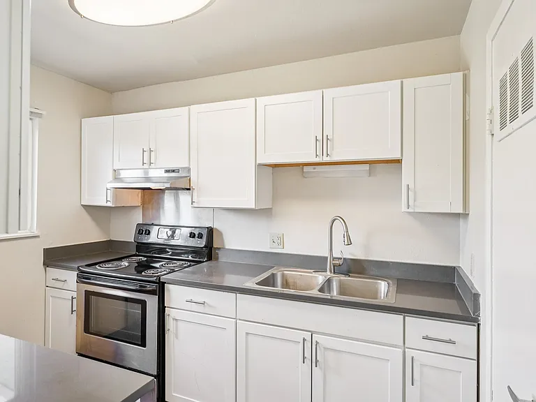 3 Bed, 1.5 Bath